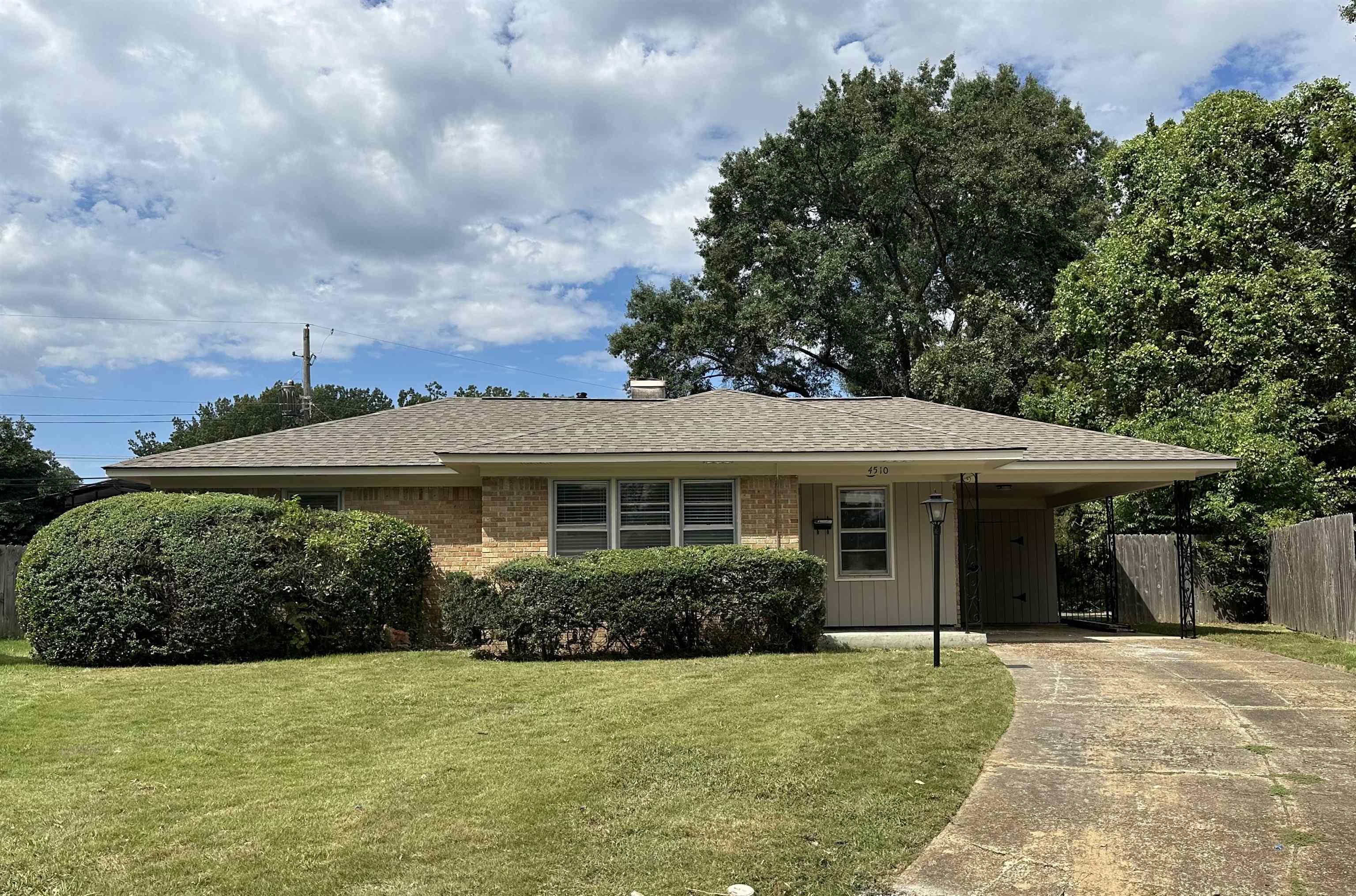 Violet Cv, Memphis, TN 38122