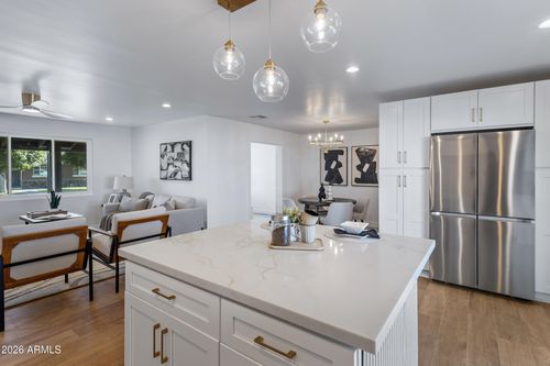 7820 E Loma Land Dr, Scottsdale, AZ, 85257-3740 | Card Image