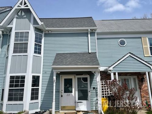 22 Anderson Ct, East Brunswick, NJ, 08816-5604 | Card Image