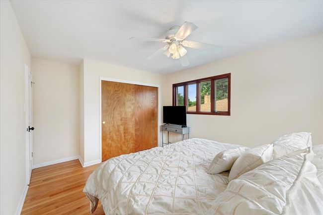 602 E Park Ave, House other with 3 bedrooms, 2 bathrooms and 2 parking in Elmhurst IL | Image 14