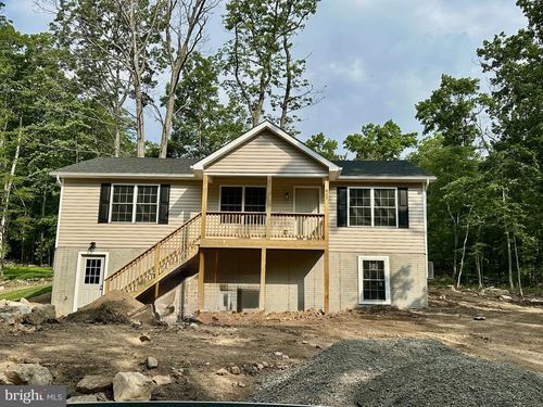 827 Panther Dr, WINCHESTER, VA, 22602-3590 | Card Image