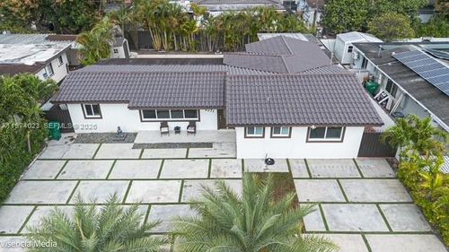 6271 Nw 110th St, Hialeah, FL, 33012-2348 | Card Image