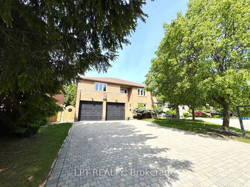 37 Laser Crt, Richmond Hill, ON, L4B1S1 | Card Image