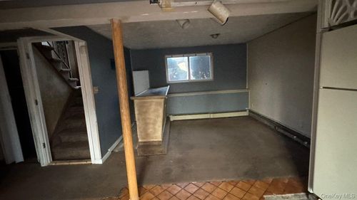 461 Skidmore Rd, Deer Park, NY, 11729-6817 | Card Image