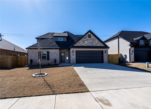 7001 Basswood Avenue, Bentonville, AR, 72713 | Card Image