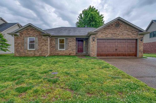 10555 Willow Creek Rd, Newburgh, IN, 47630-8896 | Card Image
