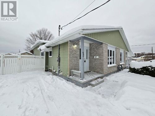 52A London Cres, Elliot Lake, ON, P5A2P6 | Card Image