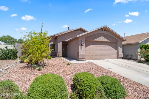8807 S Desert Rainbow Dr, Tucson, AZ, 85747-5191 | Card Image