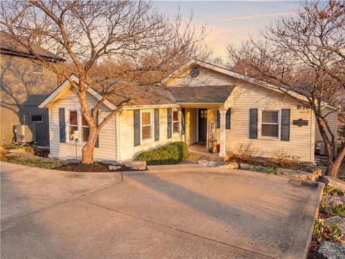 76 R St, Lake Lotawana, MO, 64086-9429 | Card Image