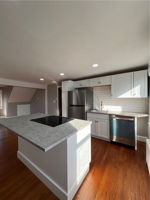 1822 Mineral Spring Ave, North Providence, RI, 02904-8957 | Card Image