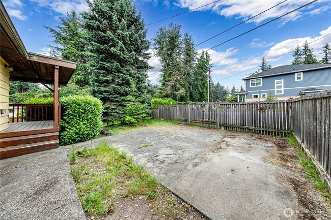 8728 224 Th St Sw, House other with 4 bedrooms, 2 bathrooms and 1 parking in Edmonds WA | Image 32