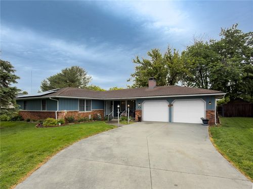 1207 Collins Dr, Effingham, IL, 62401-1620 | Card Image