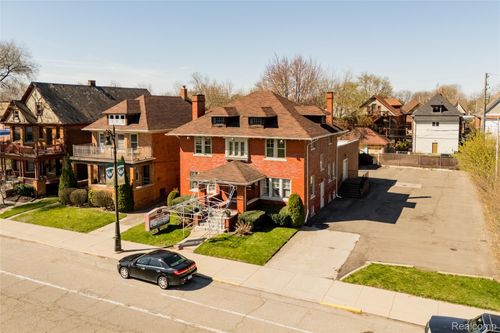 5045 Trumbull St, Detroit, MI, 48208-2041 | Card Image