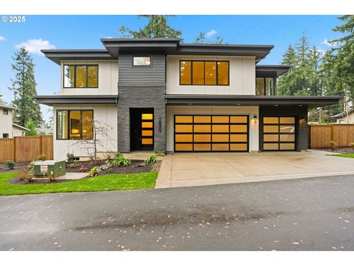 16901 Kara Ln, Lake Oswego, OR, 97035-4580 | Card Image