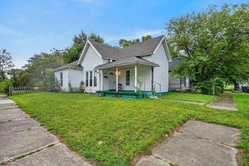 1502 Cedar St, Anderson, IN, 46016-3417 | Card Image