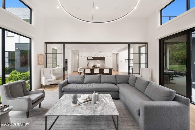31 Meadow Ln, House other with 6 bedrooms, 9 bathrooms and null parking in Greenwich CT | Image 17