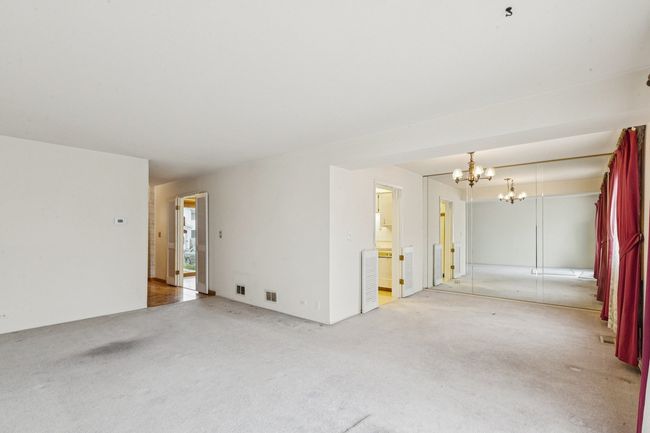 0 - 12 N Waterford Dr, Condo with 3 bedrooms, 3 bathrooms and 1 parking in Schaumburg IL | Image 7