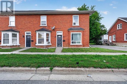 52 Moira St W, Belleville, ON, K8P1S3 | Card Image
