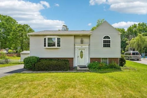584 Joan St, Cranberry Twp, PA, 16066-6339 | Card Image