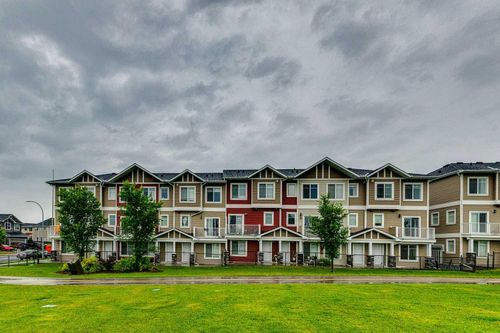 35 Redstone Cir Ne, Calgary, AB, T3N0M8 | Card Image