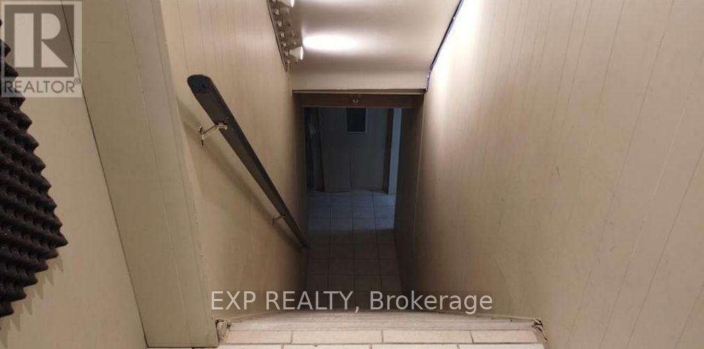 Commercial Lease in St. Catharines (Downtown) 3