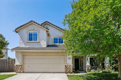 2258 Oregon Way, Yuba City, CA, 95991-8464 | Card Image