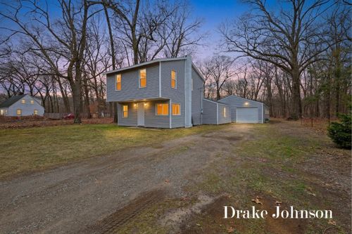 1351 Carr Rd, Muskegon, MI, 49442-4725 | Card Image