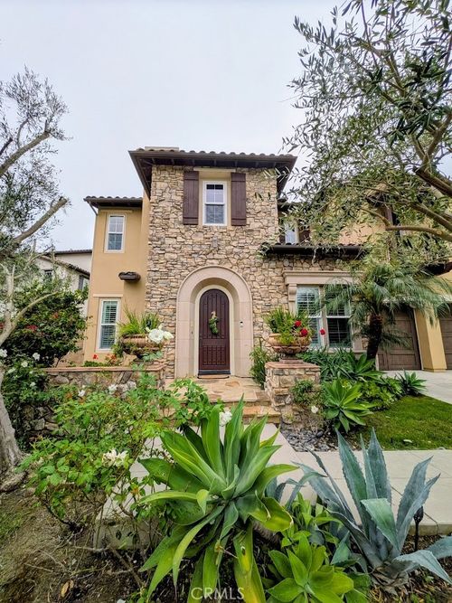 17 Elissa Ln, Ladera Ranch, CA, 92694-1437 | Card Image
