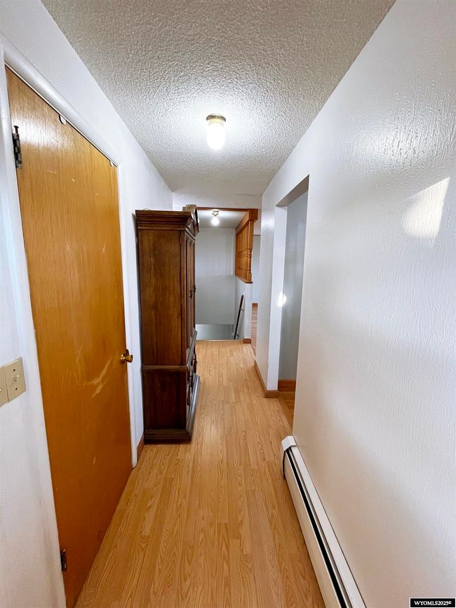 204 N 7 Th St, House other with 5 bedrooms, 2 bathrooms and null parking in Saratoga WY | Image 13
