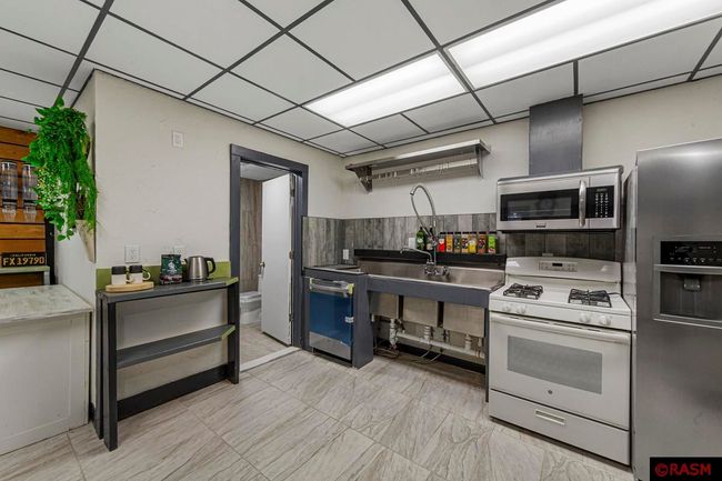 929 N 4 Th St, House other with 1 bedrooms, 4 bathrooms and null parking in Mankato MN | Image 21