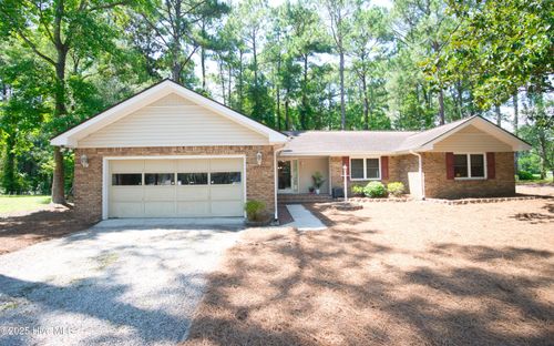 16 E Pine Ct, Carolina Shores, NC, 28467-2641 | Card Image