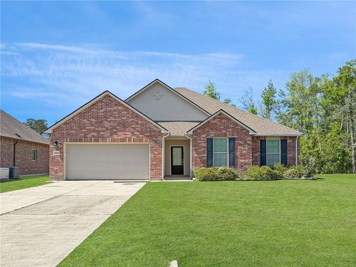 40161 Cypress Reserve Blvd, Ponchatoula, LA, 70454-5621 | Card Image