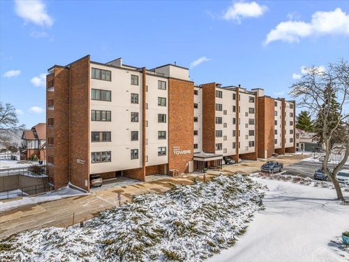 3an-111 11th Street Street, RACINE, WI, 53403 | Card Image