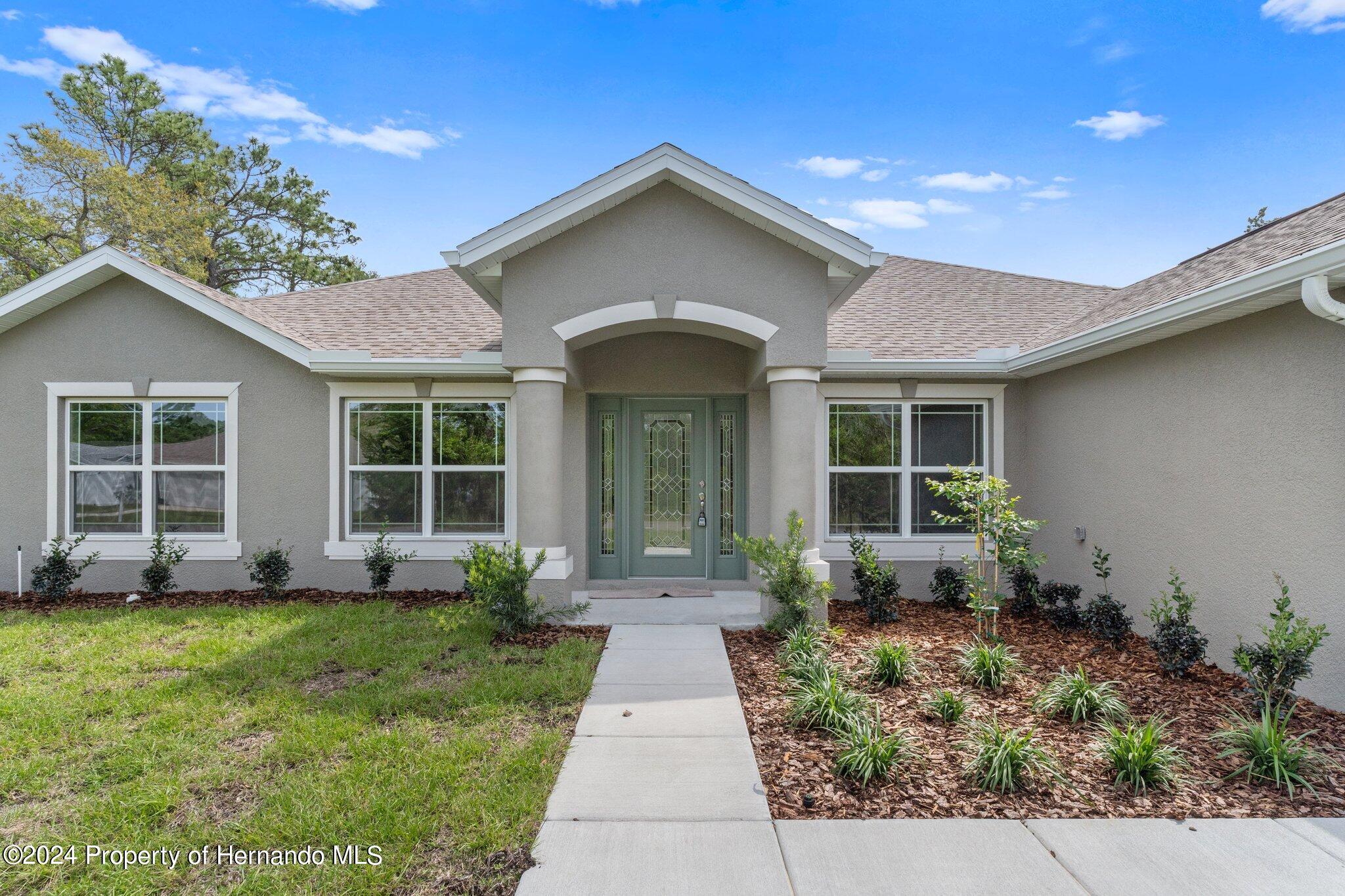 Lomita Wren Rd, Weeki Wachee, FL 34614