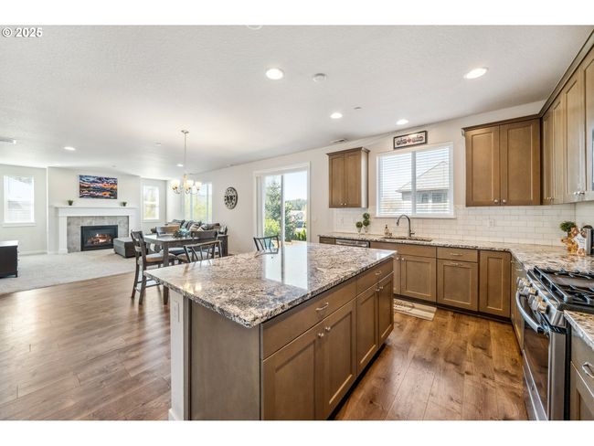 Kitchen | Image 7