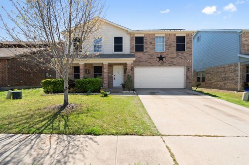 8808 Sagebrush Trl, Cross Roads, TX, 76227-3825 | Card Image