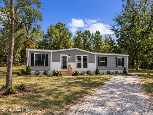 140 Cherokee Dr, Interlachen, FL, 32148-7962 | Card Image