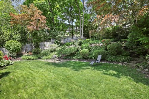 130 Putnam Rd, Garrison, NY, 10524-7448 | Card Image