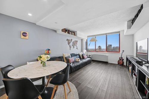 ph1h-4-74 48th Avenue, New York, NY, 11109 | Card Image