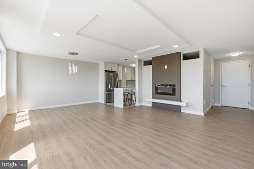 1626-10201 Grosvenor Pl, ROCKVILLE, MD, 20852-4699 | Card Image