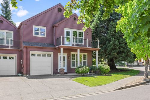 140 Jackson Creek Drive, Jacksonville, OR, 97530 | Card Image