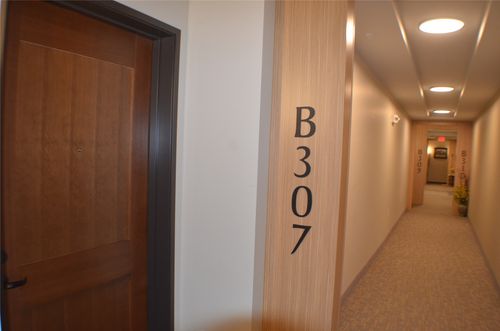 b-307-100 Woodlands Way, Kalispell, MT, 59901-1317 | Card Image