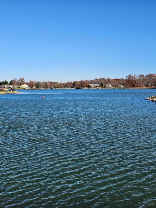 153 Dortmund Dr, Fayetteville, OH, 45118-9406 | Card Image