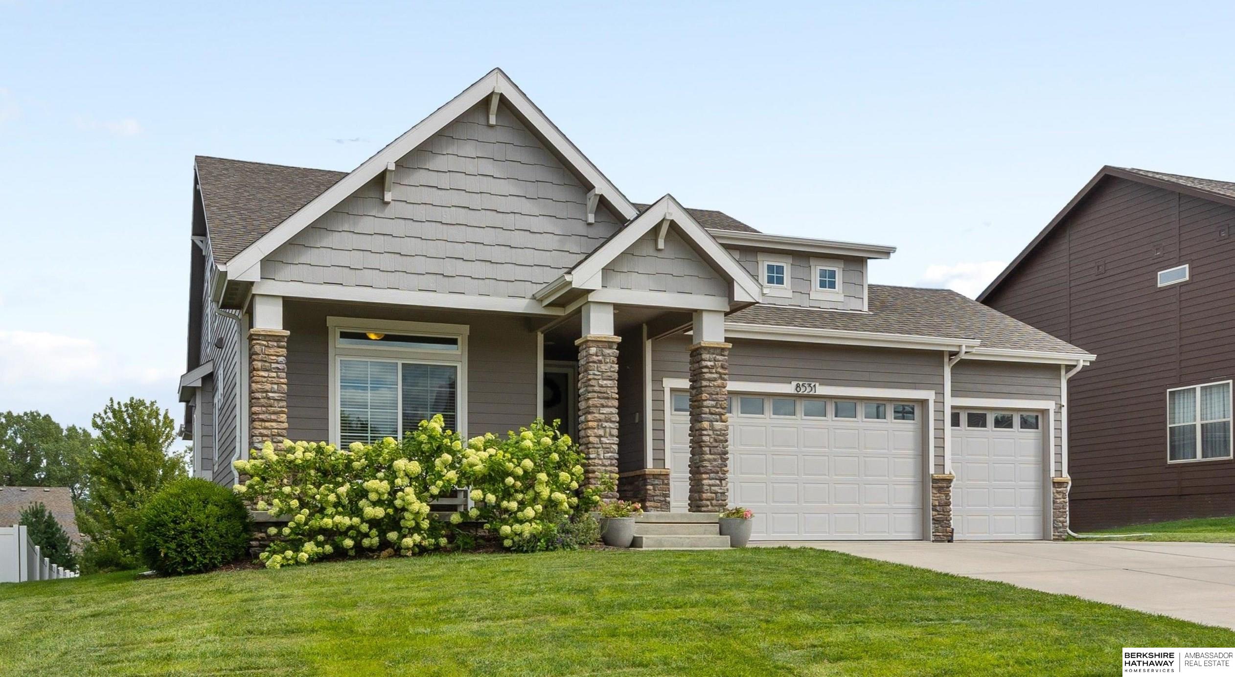 171st St, Bennington, NE 68007