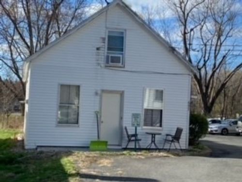 3-697 Main St, Amherst, MA, 01002-2430 | Card Image