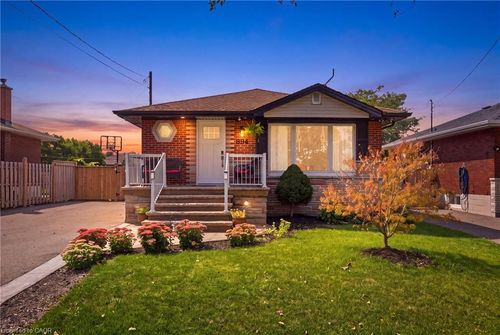 894 Brucedale Ave E, Hamilton, ON, L8T1L7 | Card Image