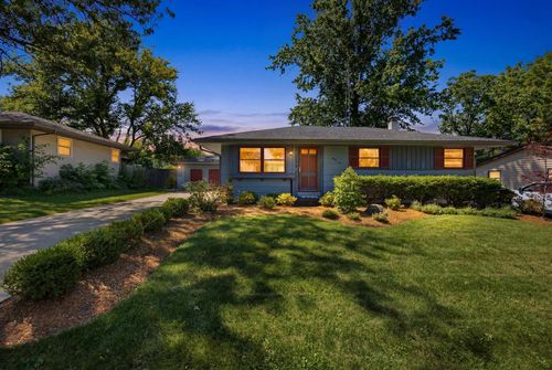 5609 Bellville Dr, Rockford, IL, 61108-2411 | Card Image