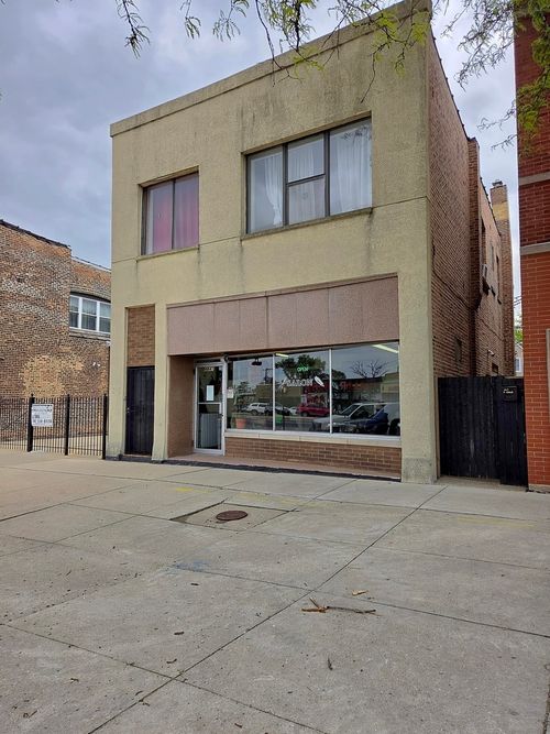 4847 W Cermak Rd, Cicero, IL, 60804-2532 | Card Image