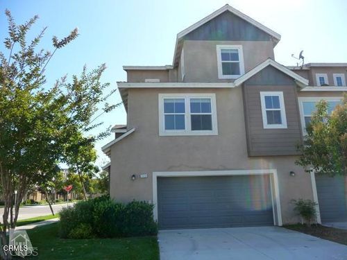 333 Kiawah River Dr, Oxnard, CA, 93036-5321 | Card Image