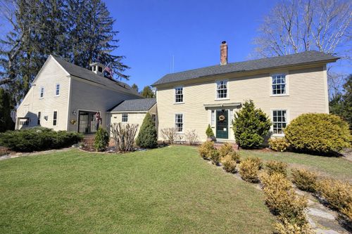 9 Summer Street, Kennebunk, ME, 04043 | Card Image